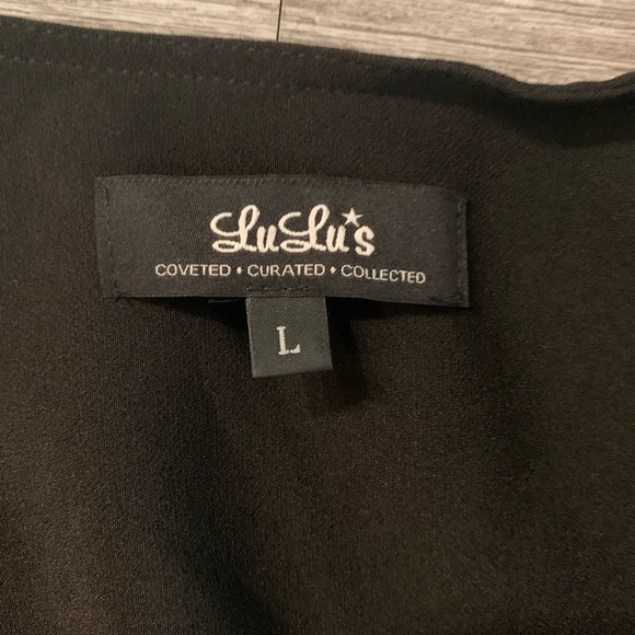 Lulu’s deep V bodycon dress black - Picture 2 of 2